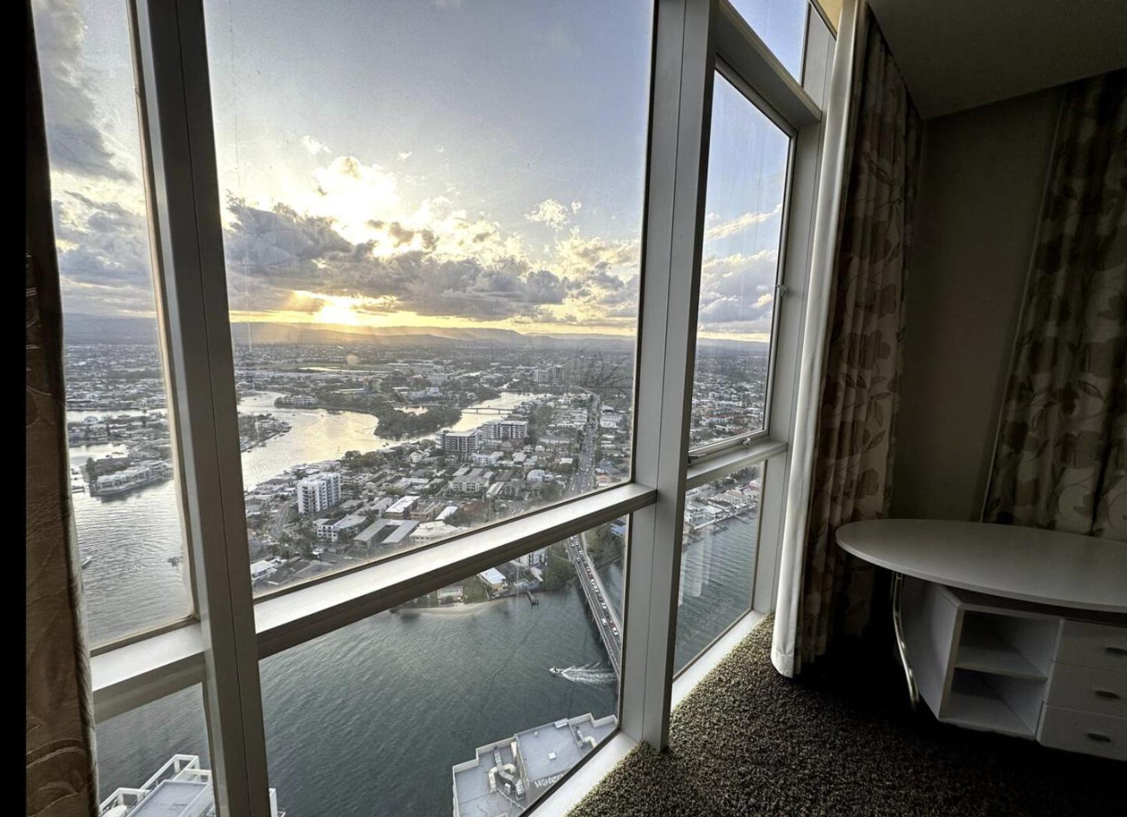 Apartment Penthouse Surfers Paradise Events Approved Gold Coast