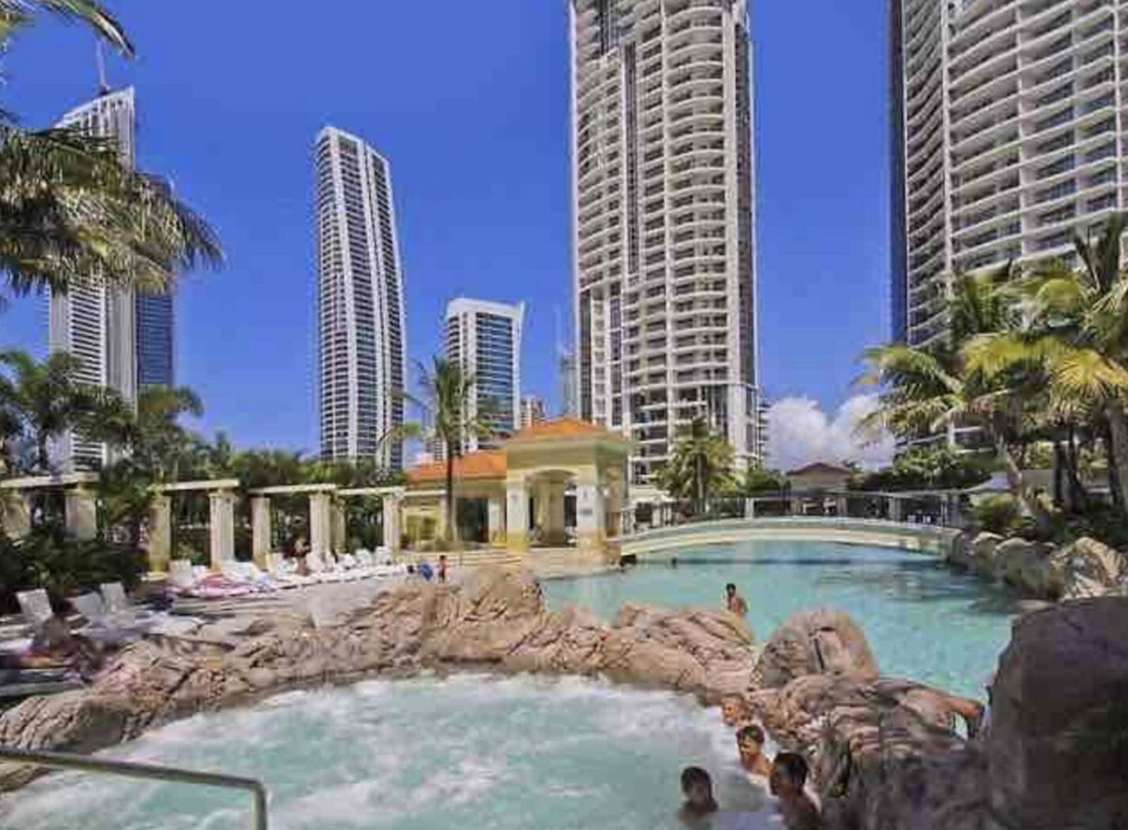 Apartment Penthouse Surfers Paradise Events Approved *