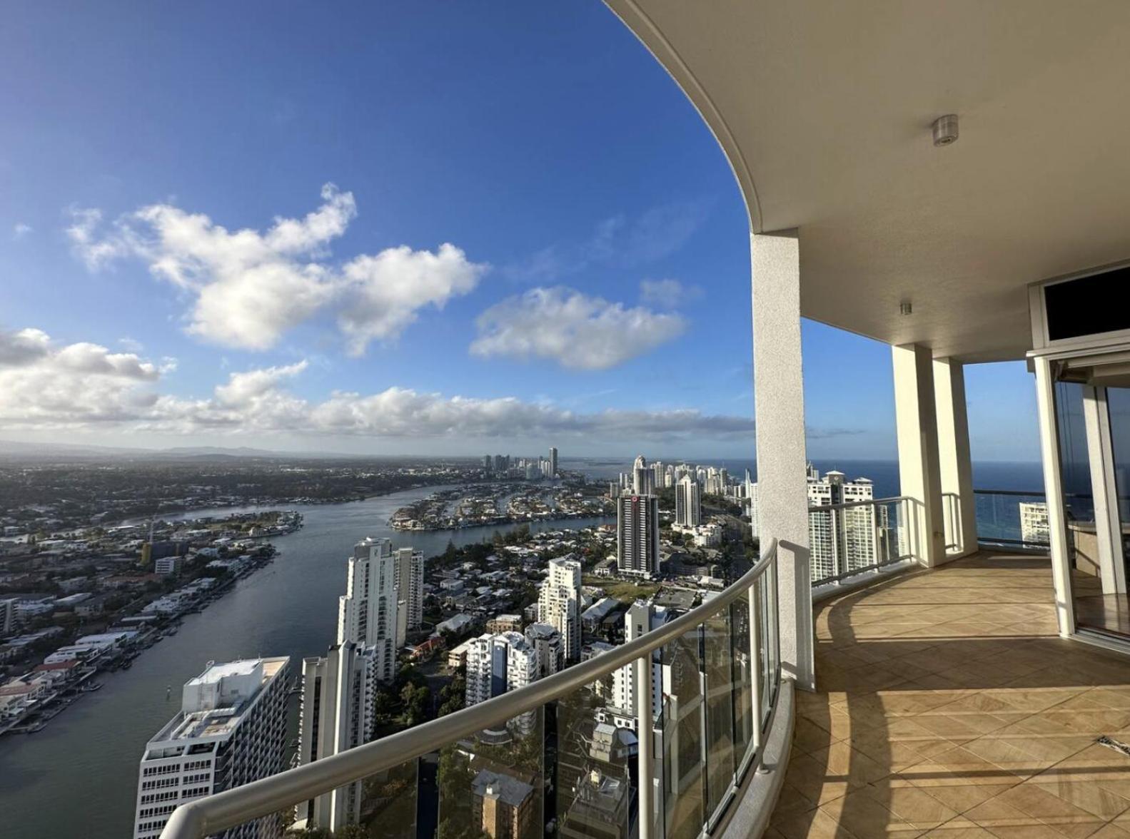 Apartment Penthouse Surfers Paradise Events Approved Gold Coast