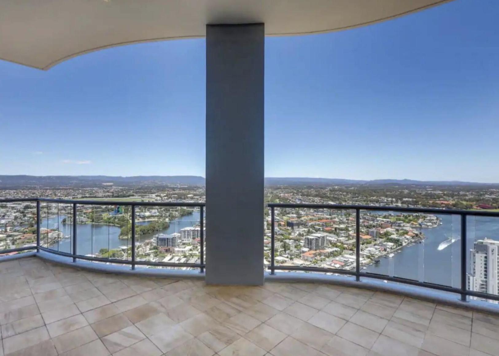 Apartment Penthouse Surfers Paradise Events Approved *