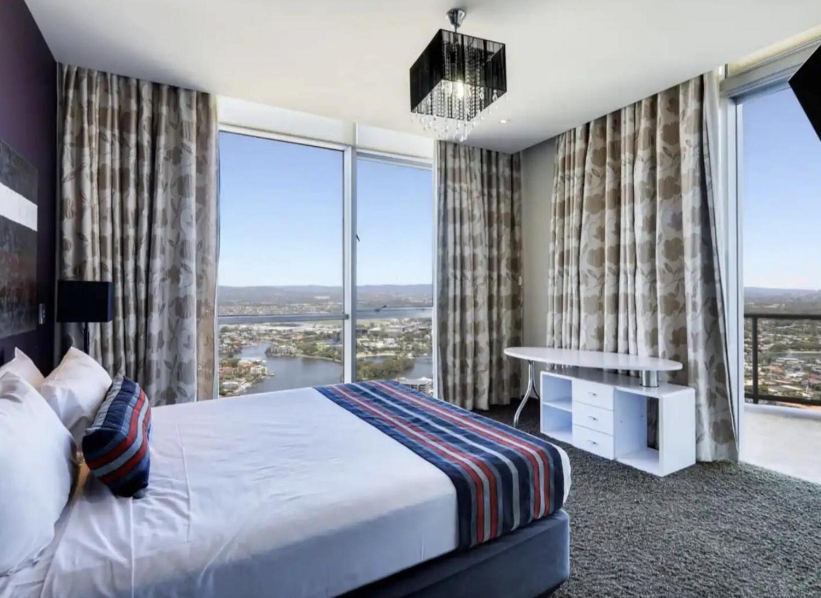Penthouse Surfers Paradise Events Approved Apartment Gold Coast